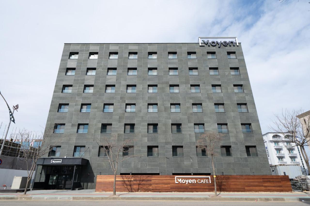 Moyen Hotel Sokcho Exterior photo